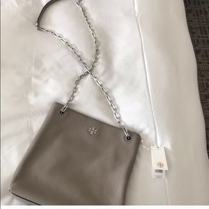 NWT Tory Burch Frida swingpack purse